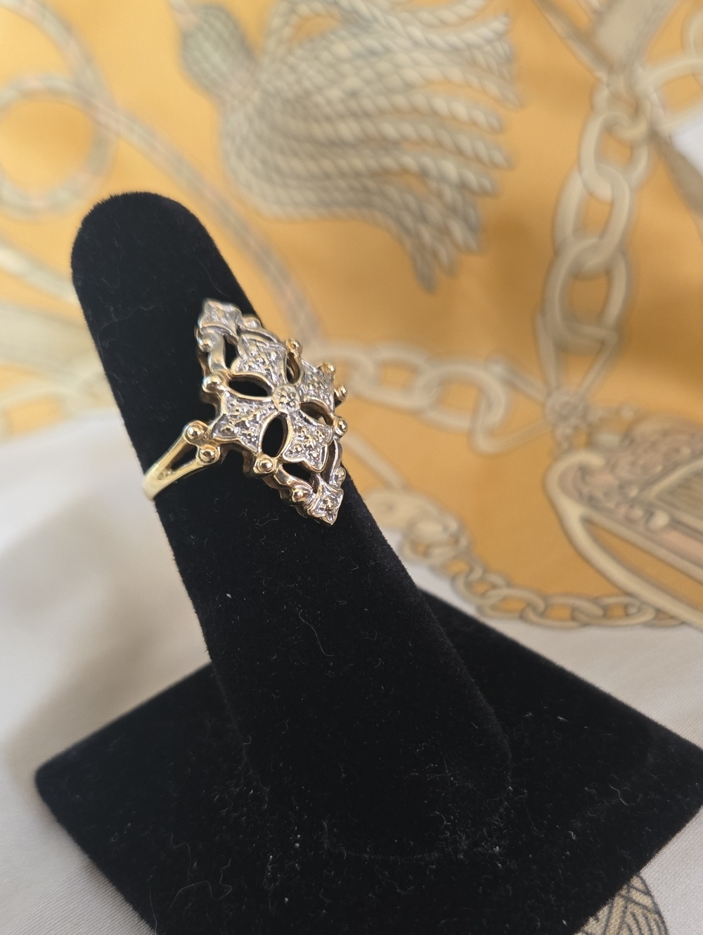 Midcentury, Art Deco look, Two Tone 10K Gold, Navette shape Ring